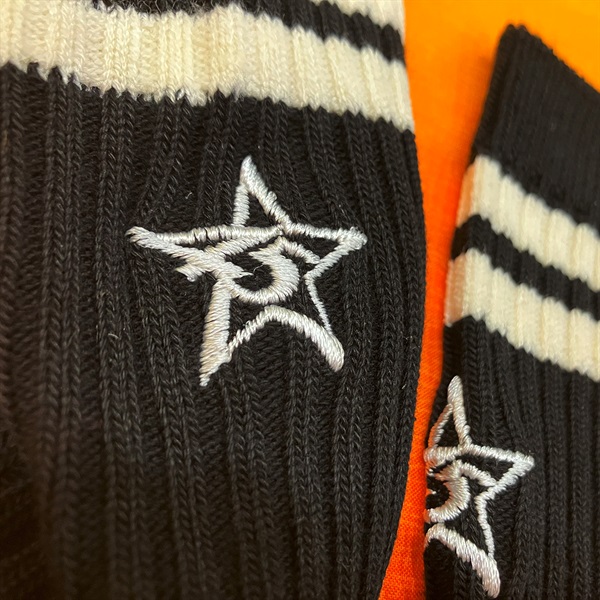 y※※※i 帽子、シャツ、靴下 アイテムのご紹介「GIFT」「GIFT SOCKS」 – isseymiyake.com